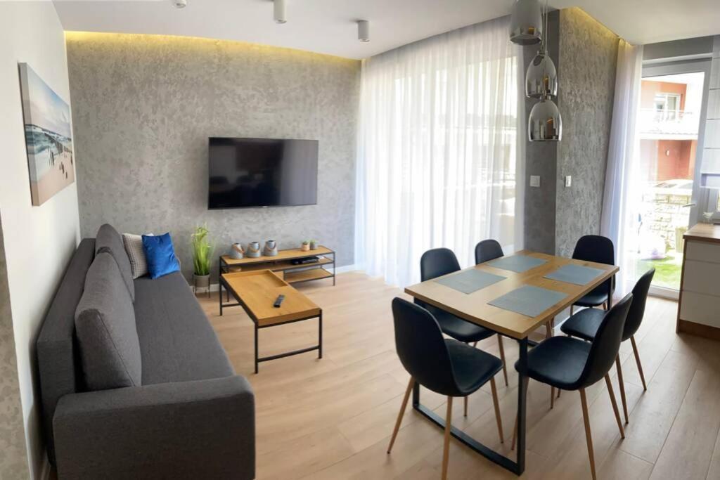 Apartament Bd Premium III Klifowa Ревал Екстериор снимка